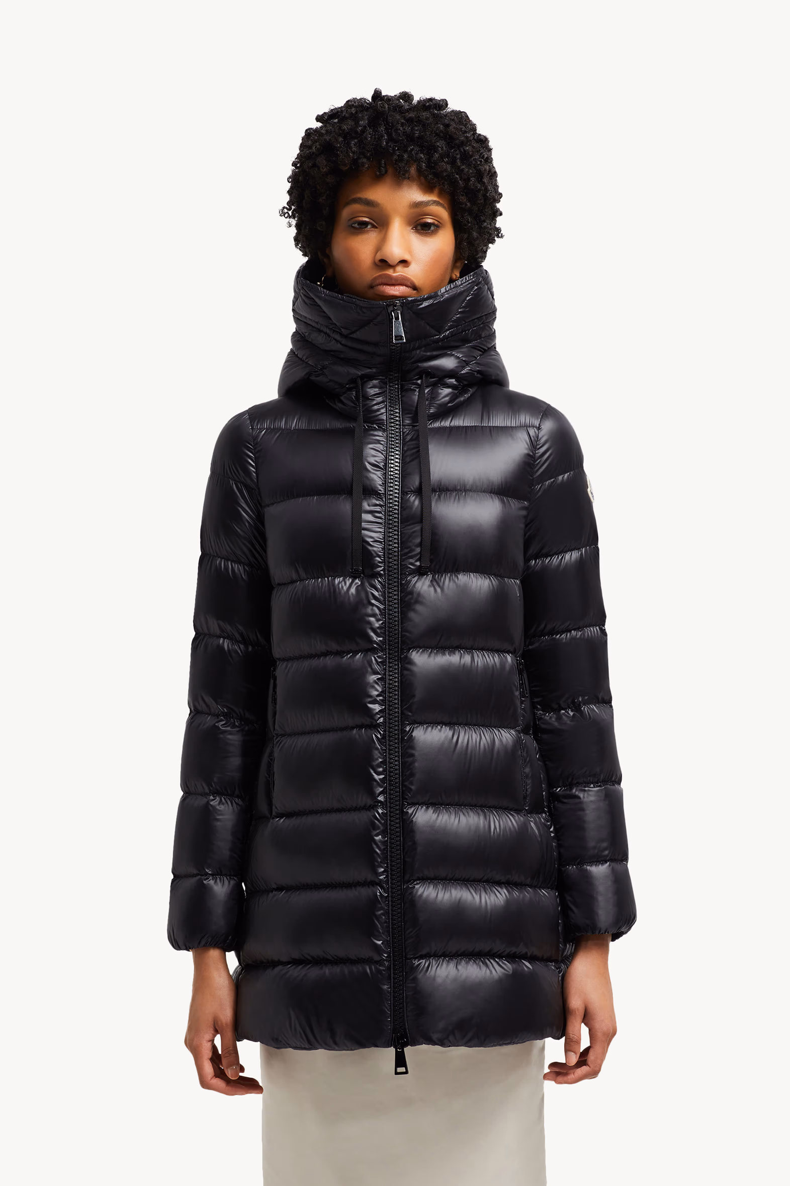 Plumífero de largo medio con capucha Suyen Mujer Negro Moncler 3